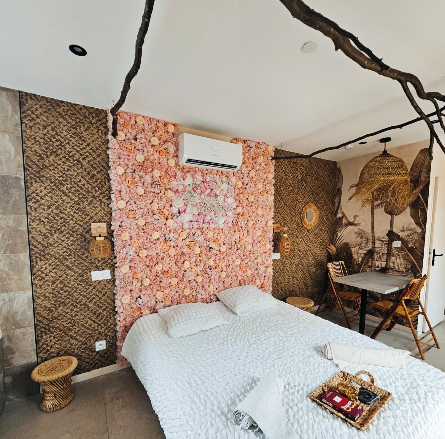 L'Experience Love Room Saint-Jean-Bonnefonds Exterior photo